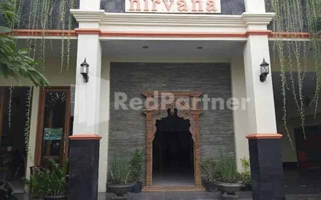 Nirvana Inn seturan Mitra RedDoorz
