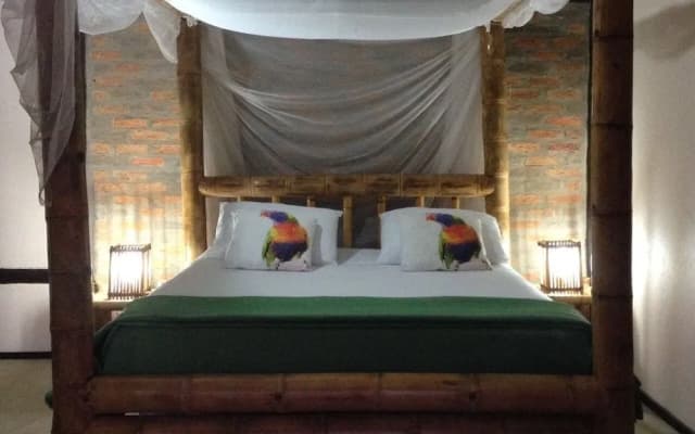 Bambusada Hotel & Restaurant