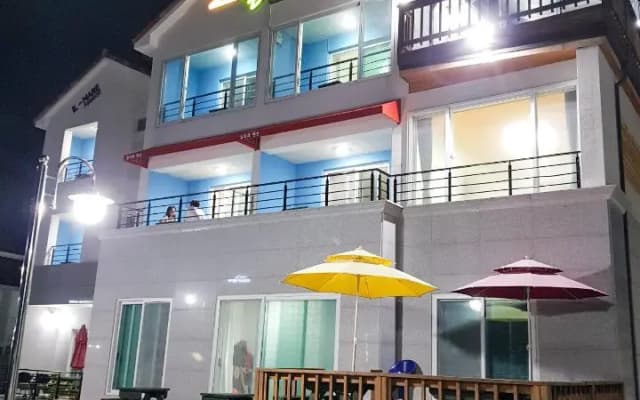 Samcheok Janghohang Ilmare Pension