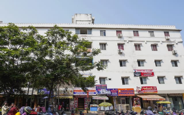 SPOT ON Hotel Hyderabad Continental