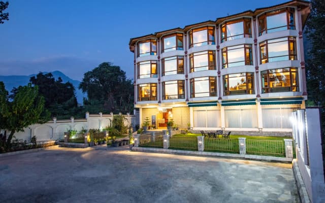 Hotel Grand Mahal