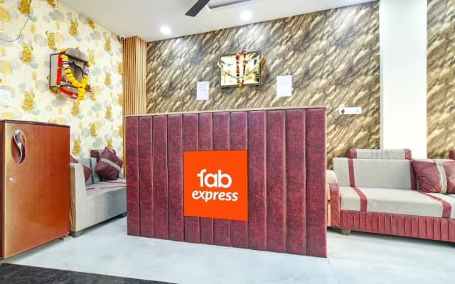 FabHotel Devs Inn