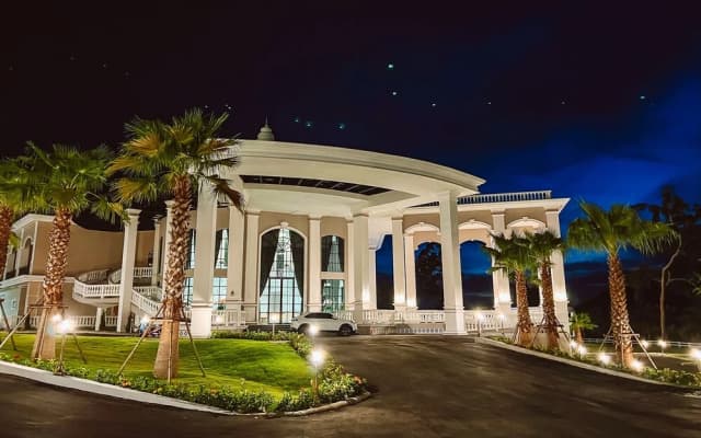 Grand Lord Hotel& Residence