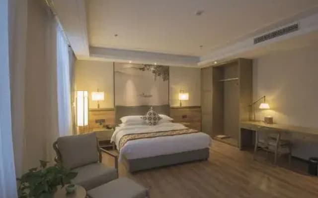 Wuxi Sakura Villa （Taihu Yuantouzhu Scenic Area）