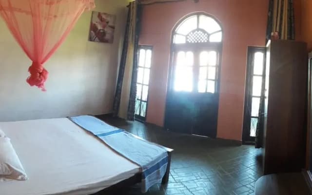 Lilly Palace Villa Guest House