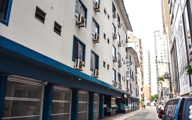 Sandri City Hotel
