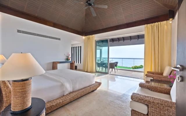 Surin Heights Villa