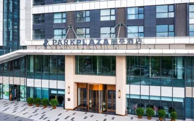 Park Plaza