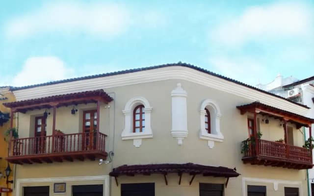 Ethnic Thematic Hotel