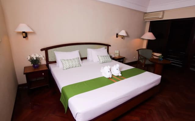 Bandung Giri Gahana Golf & Resort