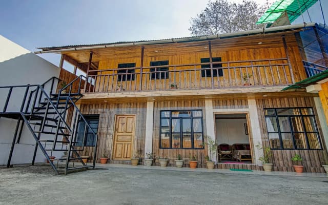 Treebo Omega Stay Inn
