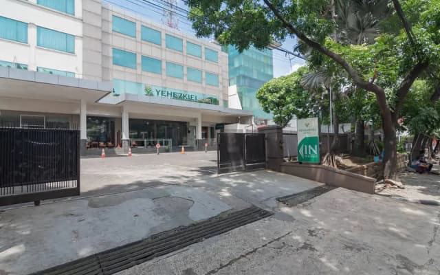 Hotel Yehezkiel Surapati