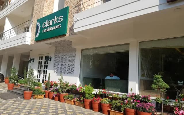 Hotel Clarks Residences, Nainital