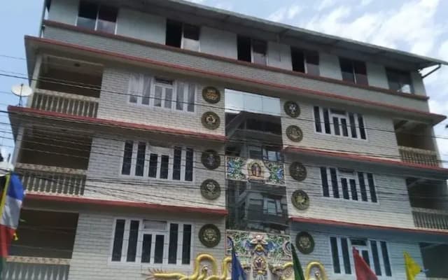 Goroomgo Sunmount Mayal Retreat Gangtok