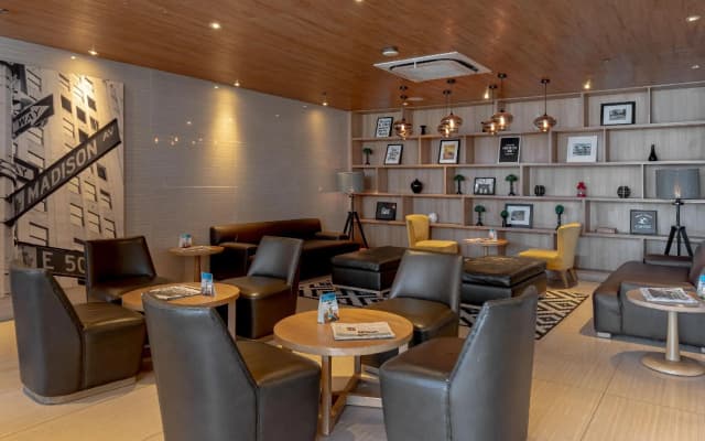 ZEN Rooms Madison 101 QC