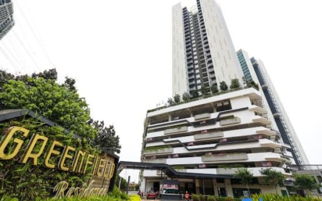Greenfield Residence, bandar sunway by The Comfort Zone