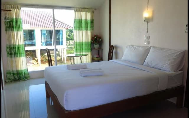 Ban Suan Keaw Resort