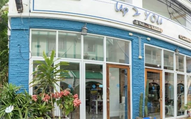 Meow+ Cat Cafe & Hotel
