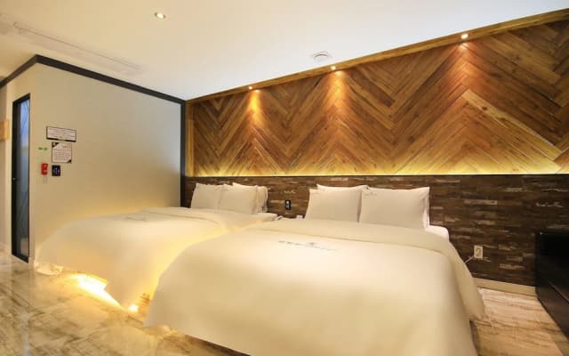 Gwangju Cheomdan Ferrari Hotel