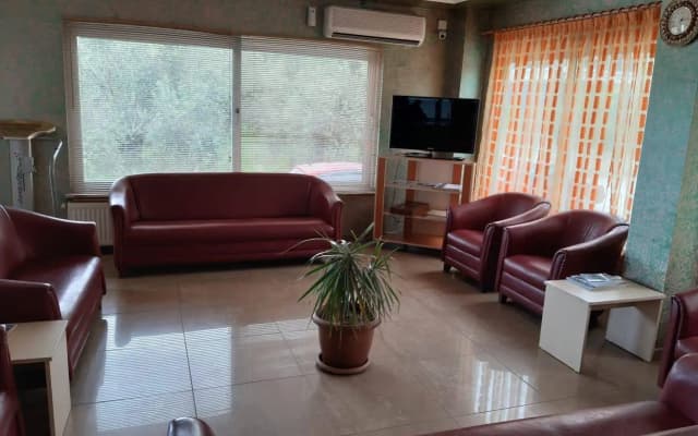 Gür Hotel