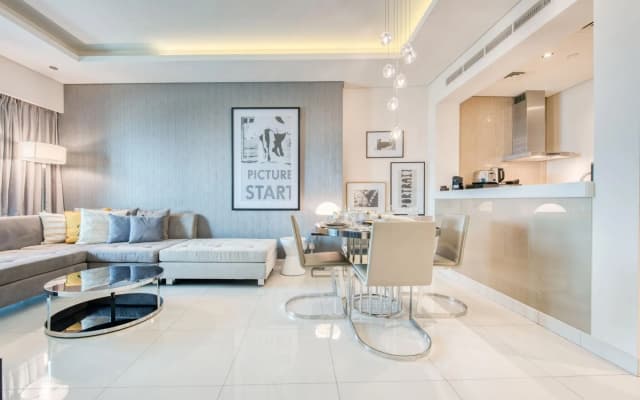 Cool Dubai Apt Next Burj Khalifa Design District