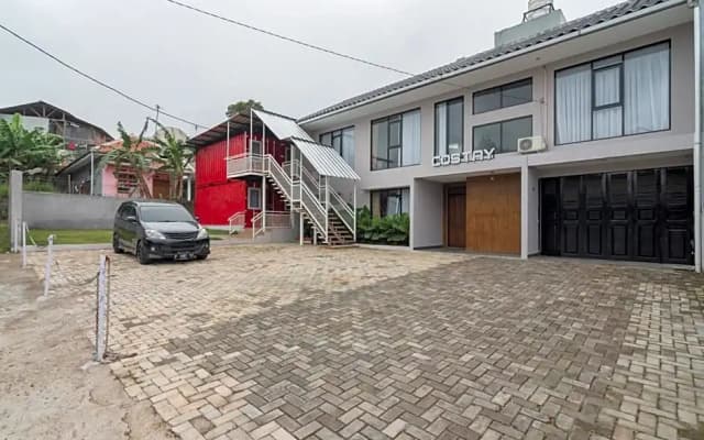 RedDoorz near Lembang Park & Zoo