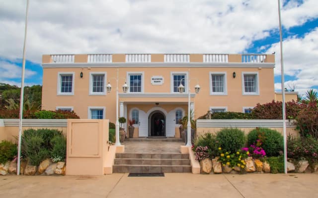 Milkwood Manor on Sea
