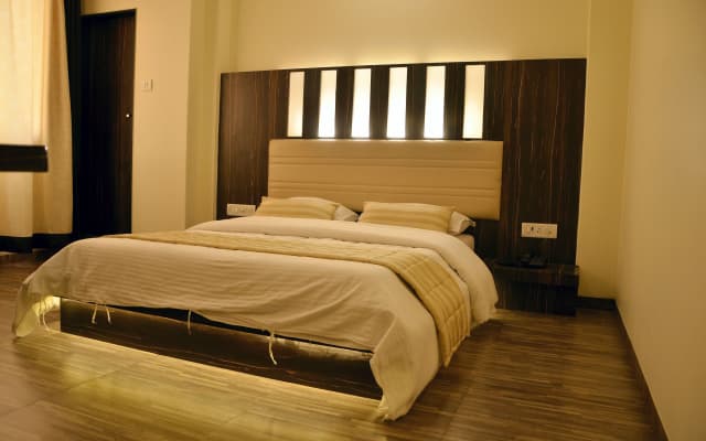 Hotel Alka Residency