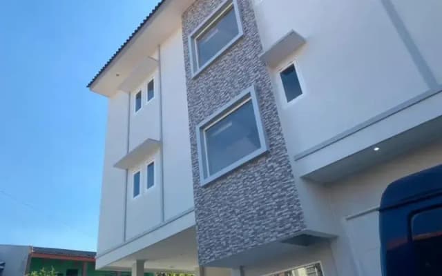 Dkp 32 by OYO Rooms