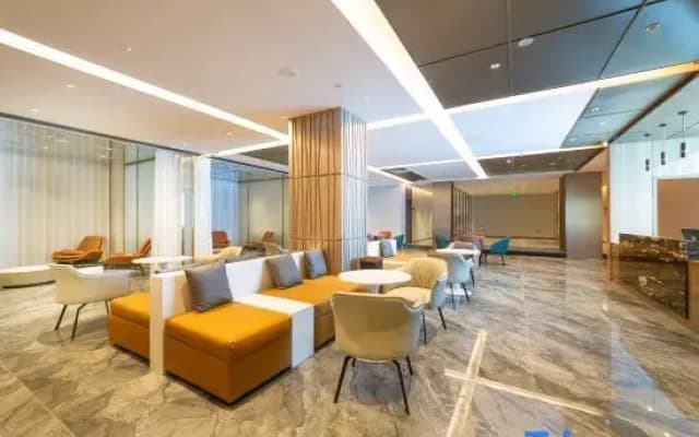 Xingwei Hotel (Leshan Jiaxing Road Food Street)