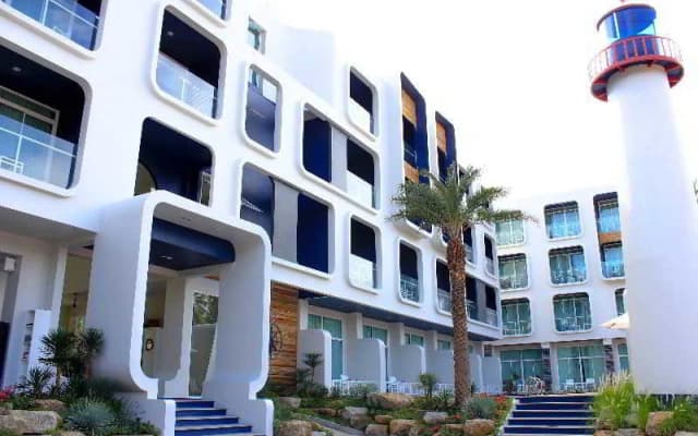 Sugar Marina Hotel Nautical, Kata Beach