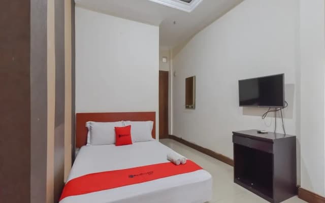 RedDoorz near Universitas Maranatha Bandung