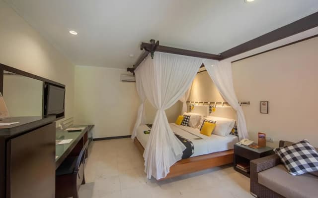 Legian Beach Villas