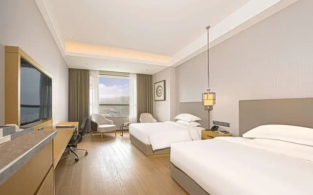 Ramada Plaza by Wyndham Shengzhou City Center