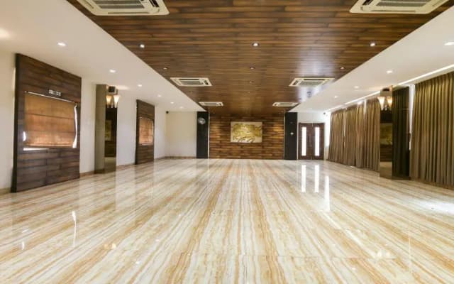 Shiv Vatika Banquet & Rooms by OYO Rooms