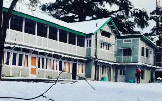 Castleton Casa