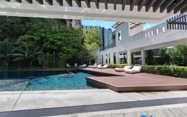 Iwh The Cove Premium Suites