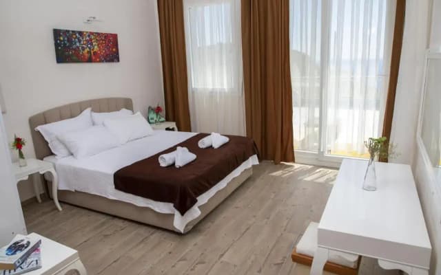 Goknar Knidos Nature Otel