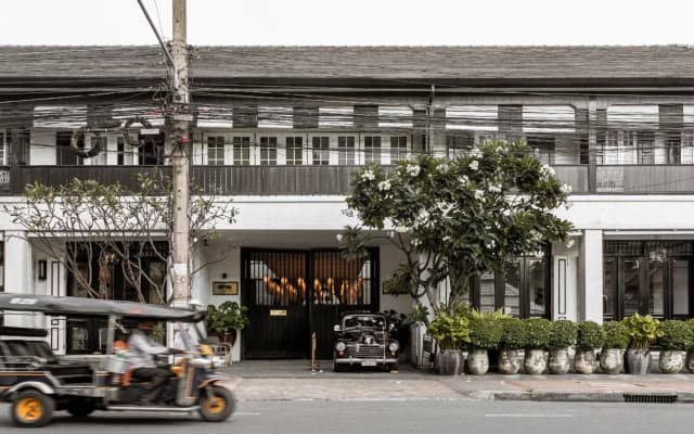 99 The Heritage Hotel