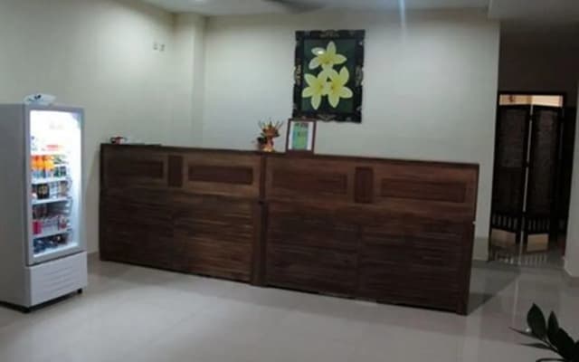 Capital O 1666 Grand Pudjawan Hotel
