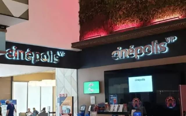 Apto 26 com Smart TV e WiFi VIVO fibra Columbia Resid ao lado Pamplona Shopping Jardins - São Paulo