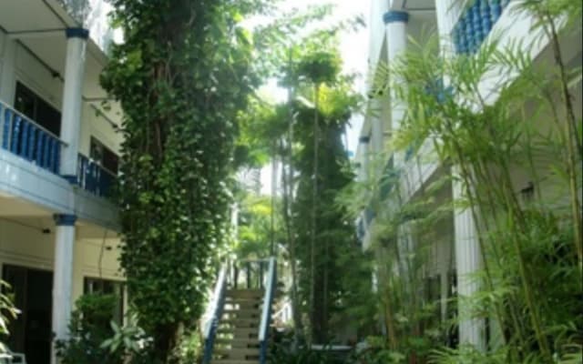 The Club Residence