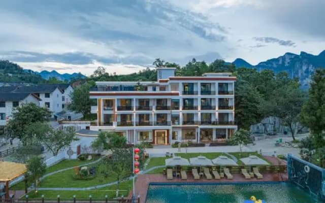 Yijianrugu B&B (Enshi Grand Canyon)