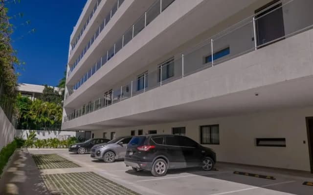Incredibly Beautiful Condo Just Steps to the Beach