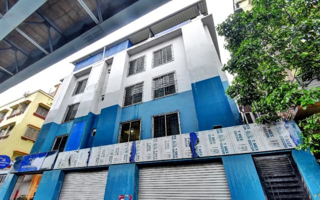 OYO Townhouse 567 MB International