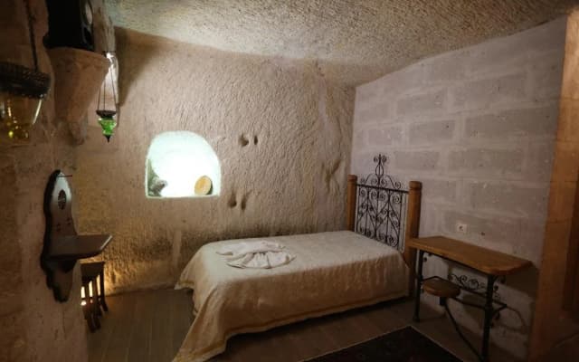 Angel Cave Suite
