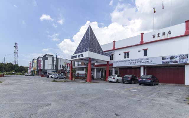 Super OYO 484 Comfort Hotel Kapar