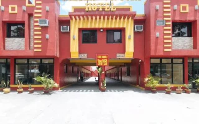 RedDoorz @ Golden Victory Hotel Mabalacat Pampanga