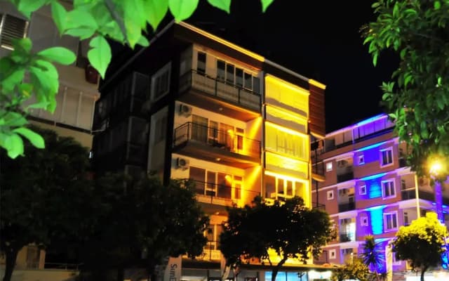 Ozcakil Hotel & Pension