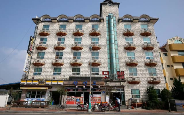 Boryeong (Daecheon) Gyeongdong Motel